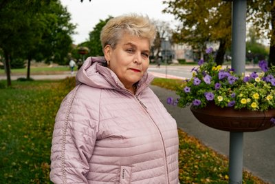 Переселенці, дрони та постійна повітряна тривога: як живе Корюківка, що на прикордонні Чернігівщини Переселенці, дрони та постійна повітряна тривога: як живе Корюківка, що на прикордонні Чернігівщини