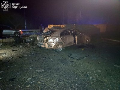 РФ атакувала безпілотниками Південне: пошкоджена інфраструктура, є поранені РФ атакувала безпілотниками Південне: пошкоджена інфраструктура, є поранені