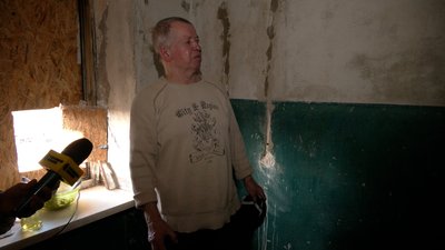 Атака на Ніжин: 1,5 місця відтирали стіни від кіптяви та мають проблеми з компенсацією Атака на Ніжин: 1,5 місця відтирали стіни від кіптяви та мають проблеми з компенсацією