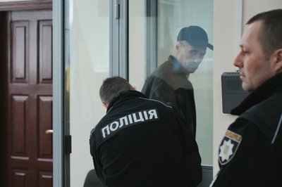 Справа про вбивство військового та підготовку замаху на Синєгубова: підозрюваний в залі суду Справа про вбивство військового та підготовку замаху на Синєгубова: підозрюваний в залі суду