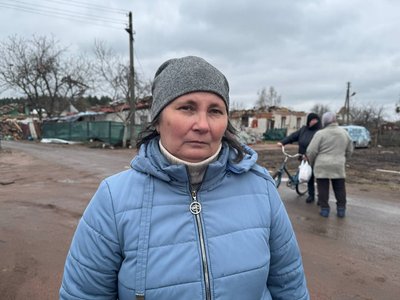 Наслідки обстрілу Коростеня: як відновлюють житло та яку допомогу отримують жителі Наслідки обстрілу Коростеня: як відновлюють житло та яку допомогу отримують жителі