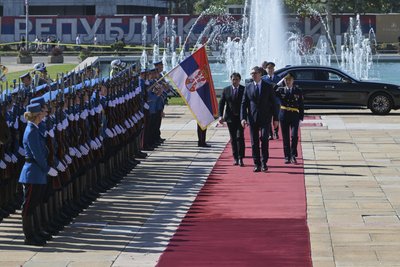 Сербія провела великий військовий парад Сербія провела великий військовий парад