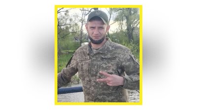 На Чернігівщині попрощалися з п'ятьма захисниками України На Чернігівщині попрощалися з п'ятьма захисниками України