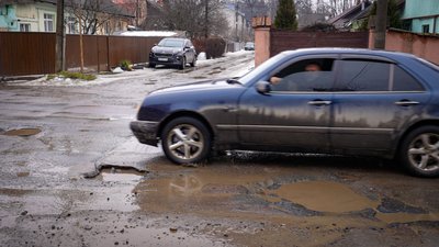 Стан дороги у Черінвцях Стан дороги у Черінвцях