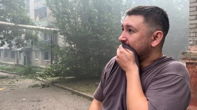 "Вчора був якраз місяць після першого прильоту". Жителі Слов’янська розказали про удар бомбами по місту 23 липня "Вчора був якраз місяць після першого прильоту". Жителі Слов’янська розказали про удар бомбами по місту 23 липня
