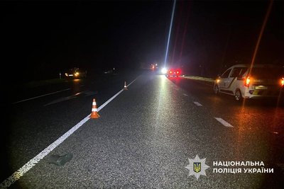 Пішохід загинув на місці, водій — у лікарні: подробиці ДТП на Черкащині Пішохід загинув на місці, водій — у лікарні: подробиці ДТП на Черкащині