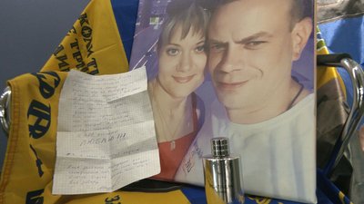 "Люди кричали, щоб їх хтось вбив". Історія маріупольки, яка вижила під завалами та чекає чоловіка з російського полону "Люди кричали, щоб їх хтось вбив". Історія маріупольки, яка вижила під завалами та чекає чоловіка з російського полону