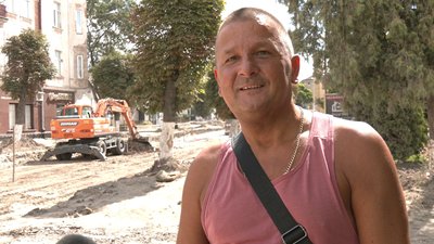 В'єнцлав Сокаль, водій, приїхав з Польщі, ремонт дороги у Теребволі, 12 серпня 2026 року В'єнцлав Сокаль, водій, приїхав з Польщі, ремонт дороги у Теребволі, 12 серпня 2026 року