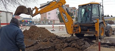 Через аварію на колекторі Бердичів лишився без води: коли відремонтують водогін Через аварію на колекторі Бердичів лишився без води: коли відремонтують водогін
