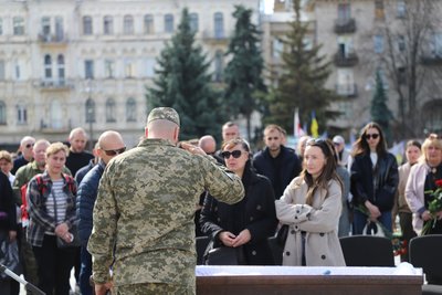 прощання з Мамбетовим прощання з Мамбетовим