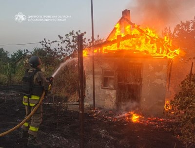 Атакували Дніпро та Нікопольщину. Через удар РФ є пошкодження будинків Атакували Дніпро та Нікопольщину. Через удар РФ є пошкодження будинків