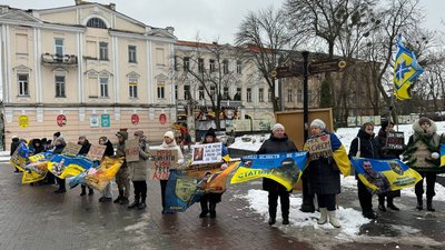 "Катування не мають вихідних": у Вінниці відбулася акція на підтримку зниклих безвісти на полонених захисників