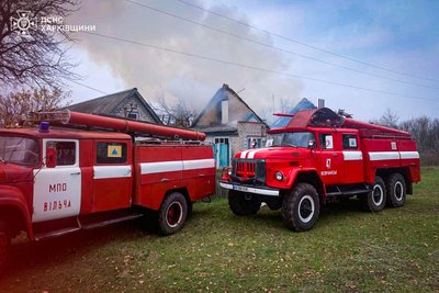 У селі Шевченкове Перше Вовчанської громади безпілотник влучив у будинок 7 листопада 2025 року У селі Шевченкове Перше Вовчанської громади безпілотник влучив у будинок 7 листопада 2025 року