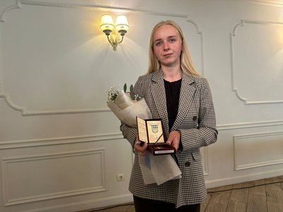 Марія Домбровська, донька бійця Марія Домбровська, донька бійця