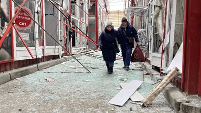 На Барабашово у Харкові усувають наслідки удару російського безпілотника На Барабашово у Харкові усувають наслідки удару російського безпілотника