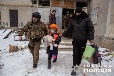 Російський дрон поцілив у евакуаційне авто волонтерів, є поранені Російський дрон поцілив у евакуаційне авто волонтерів, є поранені