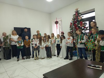 Військові на реабілітації на Тернопільщині разом святкують Різдво, 25 грудня 2025 року