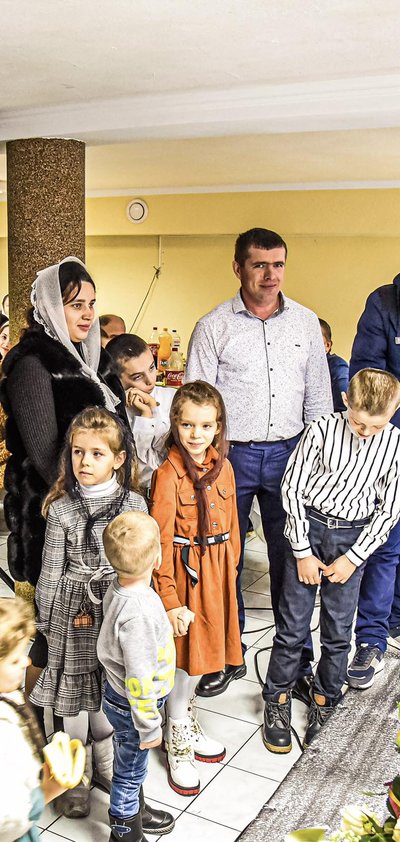 Військовий із Житомирщини став опікуном вісьмох дітей свого брата, який з дружиною підірвався на міні Військовий із Житомирщини став опікуном вісьмох дітей свого брата, який з дружиною підірвався на міні