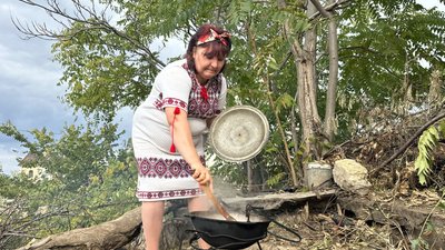 Товченики, плацинди та борщ із бичками: традиційні страви Миколаївщини Товченики, плацинди та борщ із бичками: традиційні страви Миколаївщини