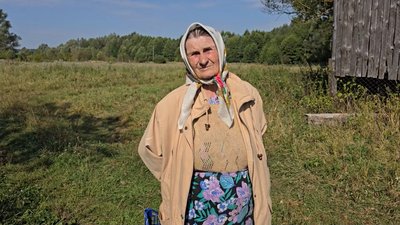 "Якби мене забрали від землі – я б померла": як живуть 9 останніх людей у селі Киселівка на прикордонні Чернігівщини "Якби мене забрали від землі – я б померла": як живуть 9 останніх людей у селі Киселівка на прикордонні Чернігівщини