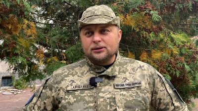 У Прилуках бійцям тероборони вручили нагороди: розповідаємо історію одного з них, який отримав "Знак пошани" У Прилуках бійцям тероборони вручили нагороди: розповідаємо історію одного з них, який отримав "Знак пошани"