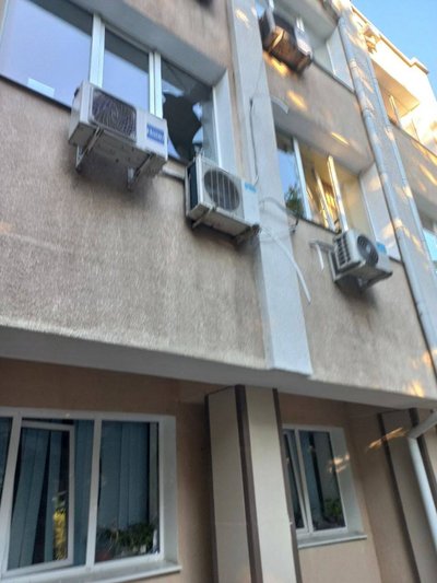 Унаслідок атаки дронів РФ пошкоджено медзаклад в Одесі Унаслідок атаки дронів РФ пошкоджено медзаклад в Одесі