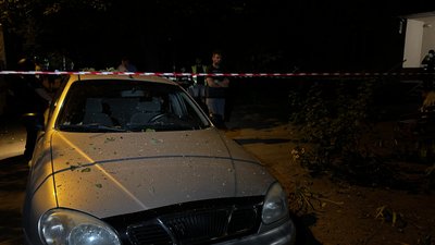 побита автівка побита автівка