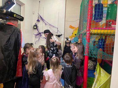 У Києві відбулася Halloween-вечірка для дітей військовослужбовців, які боронять Україну У Києві відбулася Halloween-вечірка для дітей військовослужбовців, які боронять Україну