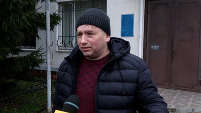 Жителя Семенівки, якого судили за держзраду, визнали невинуватим Жителя Семенівки, якого судили за держзраду, визнали невинуватим
