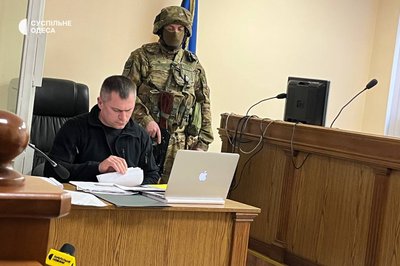 Суд відправив до СІЗО заступника голови Одеської ОВА, якого підозрюють у шахрайстві Суд відправив до СІЗО заступника голови Одеської ОВА, якого підозрюють у шахрайстві