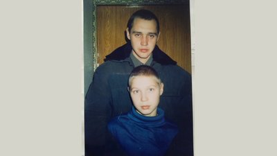 "Я не люблю число «26»": розповідь батька з Чернігівщини, який через війну втратив двох синів "Я не люблю число «26»": розповідь батька з Чернігівщини, який через війну втратив двох синів