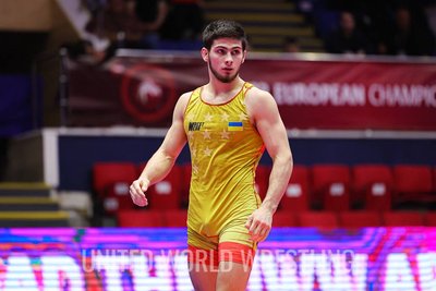 Ukraina çempionatında quşaq küreşi "Alış"ta üç qırımtatar birinci yer aldı Ukraina çempionatında quşaq küreşi "Alış"ta üç qırımtatar birinci yer aldı
