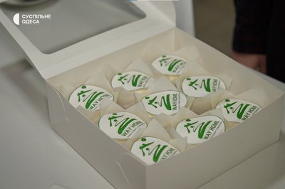 Бив та погрожував дітям: в Одесі жінка пройшла шлях відновлення після років домашнього насилля Бив та погрожував дітям: в Одесі жінка пройшла шлях відновлення після років домашнього насилля