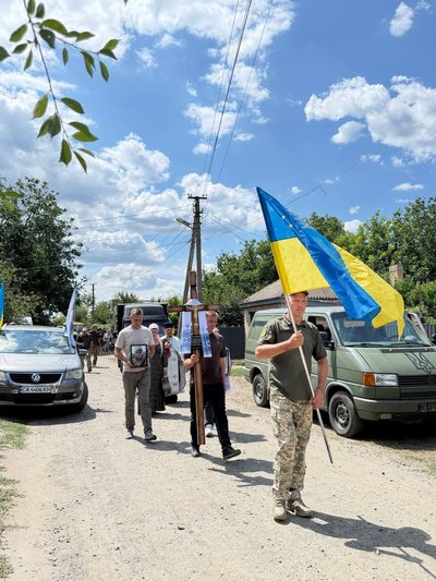 Прощання на Черкащині: у громадах в останню путь провели двох захисників