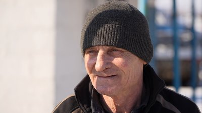 "Окупантам свою хату не віддам": як живуть люди у прифронтовій Новопавлівці на Дніпропетровщині та чи планують виїжджати "Окупантам свою хату не віддам": як живуть люди у прифронтовій Новопавлівці на Дніпропетровщині та чи планують виїжджати