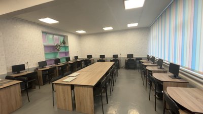 У гімназії на Чернігівщині зробили ремонт за 28 мільйонів гривень донорських коштів У гімназії на Чернігівщині зробили ремонт за 28 мільйонів гривень донорських коштів