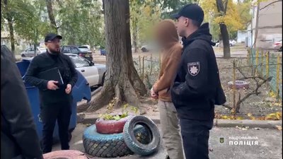 Вчинили серію підпалів квартир в Одесі: поліцейські затримали злочинне угруповання Вчинили серію підпалів квартир в Одесі: поліцейські затримали злочинне угруповання
