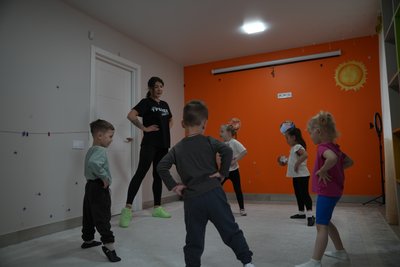 "Треба розвивати наше місто": як сум'янка відкрила дитячий центр за грантові кошти