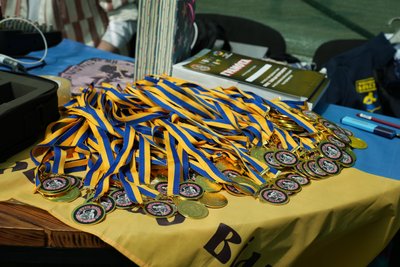 Збирали гроші та пригощали їжею: у Черкасах відбувся доброчинний турнір "Бокс заради перемоги" Збирали гроші та пригощали їжею: у Черкасах відбувся доброчинний турнір "Бокс заради перемоги"