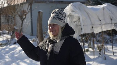 "Так вільний час проводиться — в траві, в городі": як Світлана Руда господарює у домі пращурів на Рівненщині "Так вільний час проводиться — в траві, в городі": як Світлана Руда господарює у домі пращурів на Рівненщині