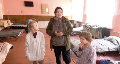 Місяць на Черкащині: як облаштувалися переселенці з Донеччини Місяць на Черкащині: як облаштувалися переселенці з Донеччини