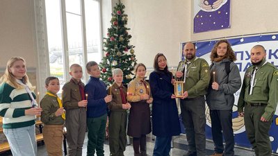 До Полтави привезли Вифлеємський вогонь миру До Полтави привезли Вифлеємський вогонь миру