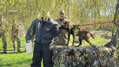 У Полтаві провели тренінг для фахівців у кінологічному центрі У Полтаві провели тренінг для фахівців у кінологічному центрі