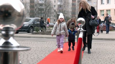 У перинатальному центрі в Луцьку організували "Бал найменших дітей України" У перинатальному центрі в Луцьку організували "Бал найменших дітей України"