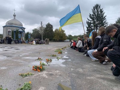 зустріч тіла, село, громада зустріч тіла, село, громада