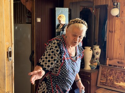 "Якби не допомогли, згоріла б": сусіди врятували 78-річну пенсіонерку під час нічної атаки дроном у Сумах "Якби не допомогли, згоріла б": сусіди врятували 78-річну пенсіонерку під час нічної атаки дроном у Сумах