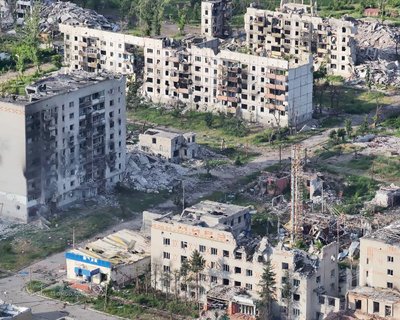 Зруйновані будинки у Куп'янську у серпні 2026 року Зруйновані будинки у Куп'янську у серпні 2026 року