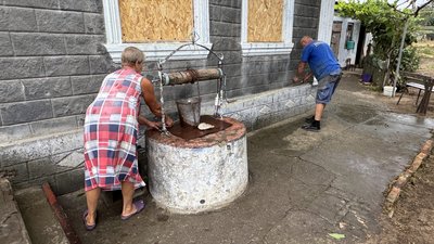 У Лупаревому на Миколаївщині дрон «Молнія» влучив у будинок: загинули собака та кіт У Лупаревому на Миколаївщині дрон «Молнія» влучив у будинок: загинули собака та кіт