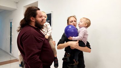 Станіслав та Ірина Тимчишин із синами, 15 листопада 2024 Станіслав та Ірина Тимчишин із синами, 15 листопада 2024