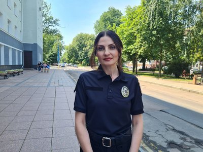 Речниця Поліції Житомирщини Вікторія Дубовик розповіла, що наразі поліцейські проводять перевірку Речниця Поліції Житомирщини Вікторія Дубовик розповіла, що наразі поліцейські проводять перевірку